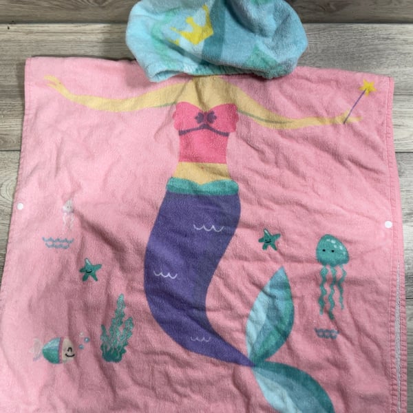 GIRLS - Towel