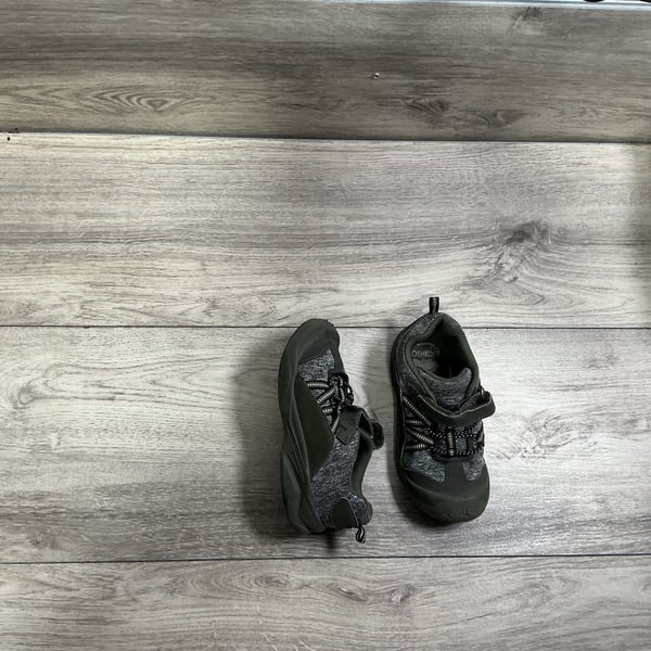 Boys · 11 · Sneakers