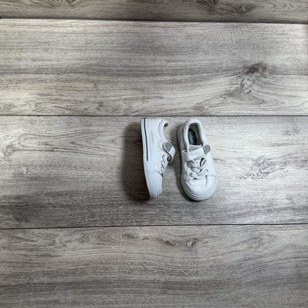 Unisex · 6 · Sneakers
