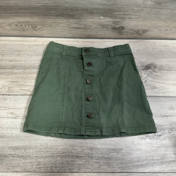 Girls · 7 · Shorts