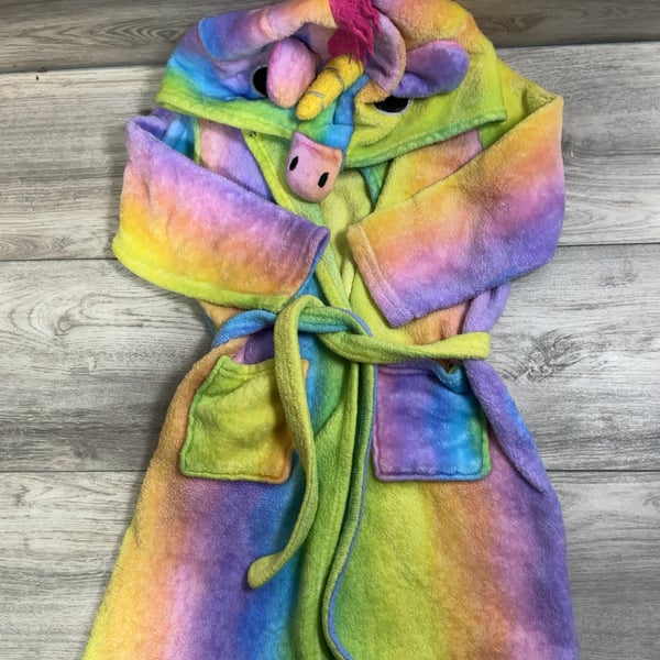 Girls · 6 · Robes