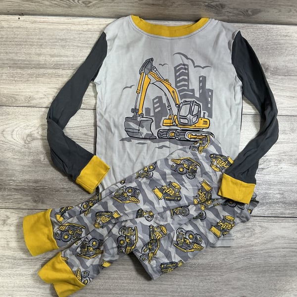 Boys · 10 · PJs