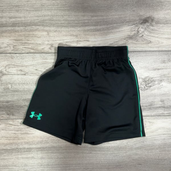 Boys · 5T · Shorts
