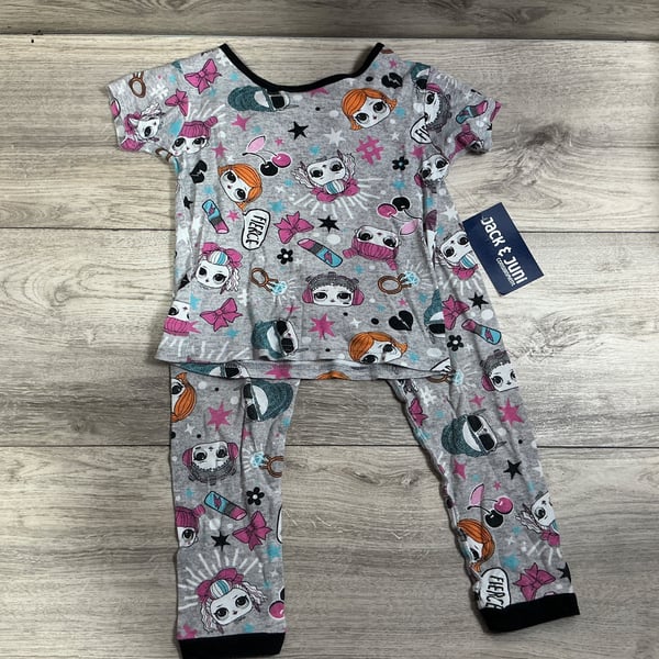 Girls · 6 · PJs · Play condition