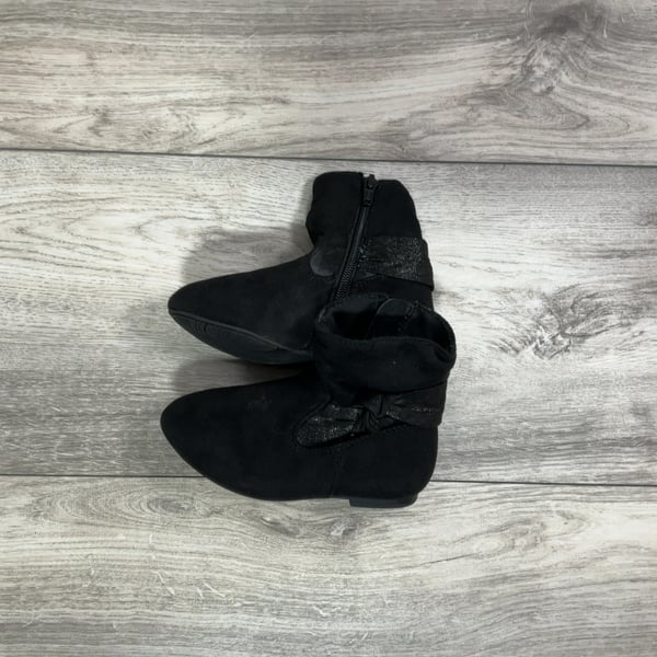 Girls · 9 · Boots
