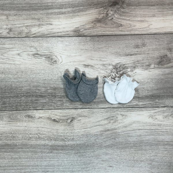 Boys · 0-3M · Mittens