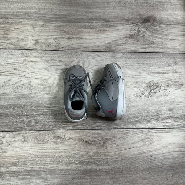 Boys · 6 · Sneakers