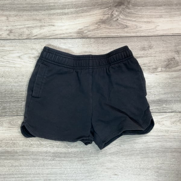 Girls · 6 · Shorts