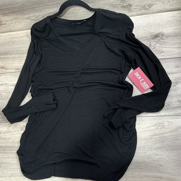 XL · Shirts