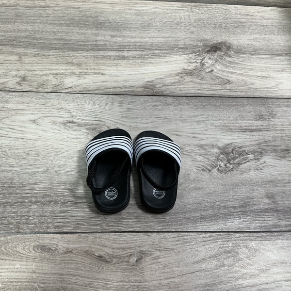 Boys · 3 · Sandals