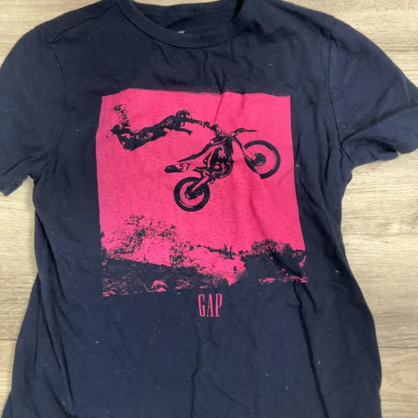 Boys · 8 · Shirts