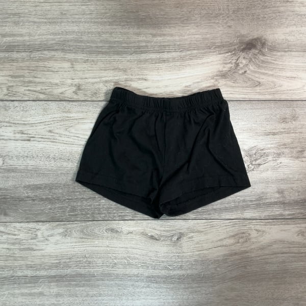 Unisex · 18M · Shorts