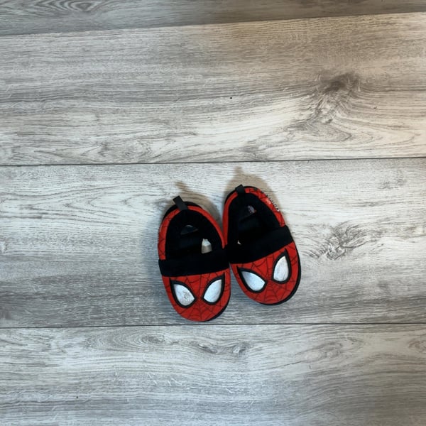 Boys · 5 · Slippers