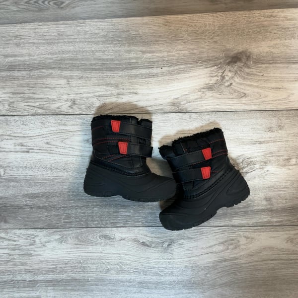 Boys · 7 · Boots