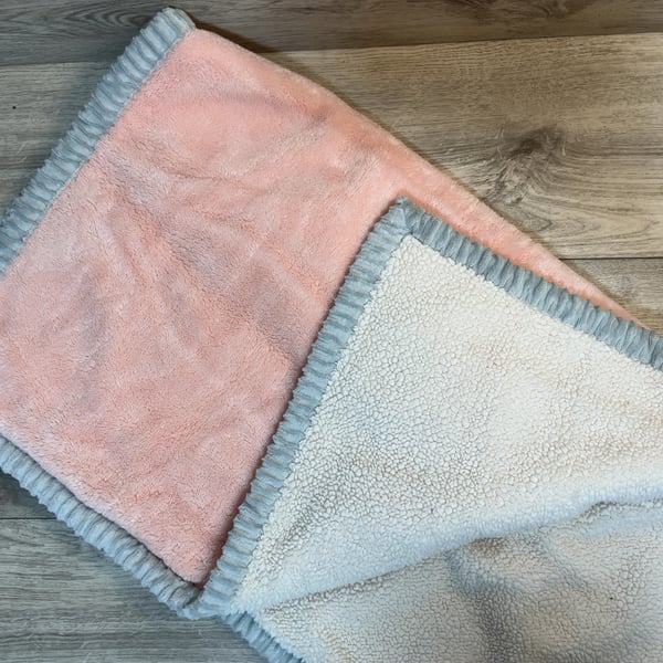 GIRLS - Blanket
