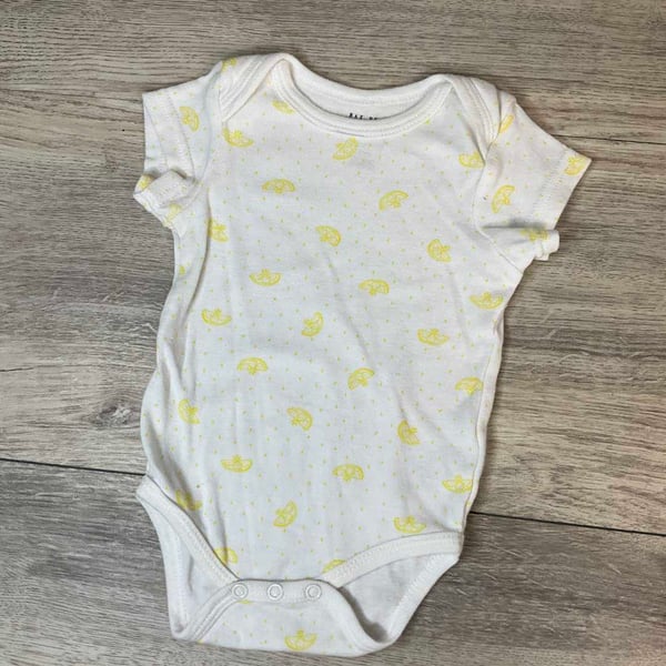 GIRLS / BOYS - 3/6 Months - Onesie