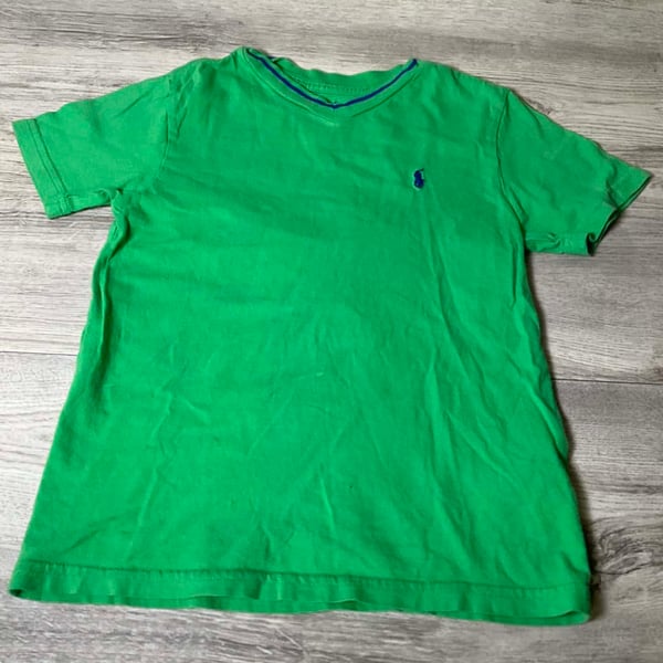 BOYS - Size 6 - Shirt