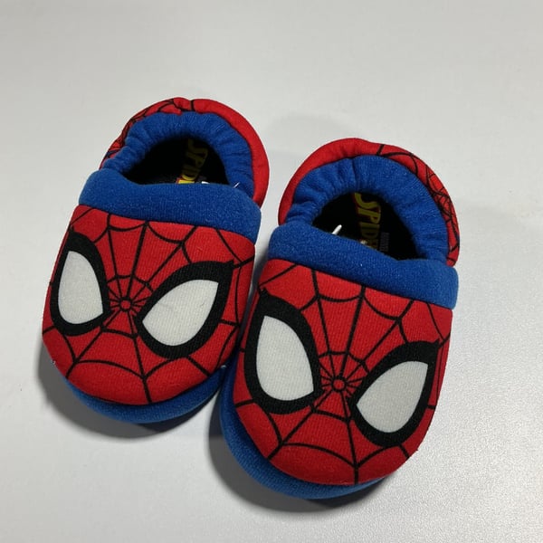 BOYS - 7/8 - Shoes