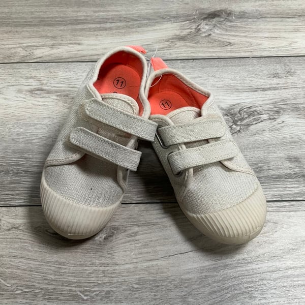 GIRLS - Size 11 - Shoes