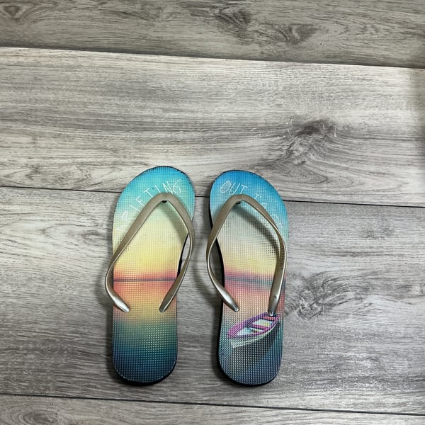 GIRLS - Size 6 - Flip Flops