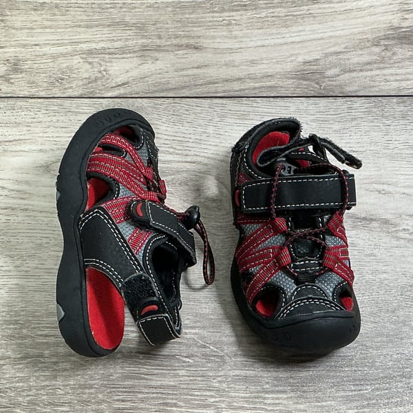BOYS - Size 6 - Shoes