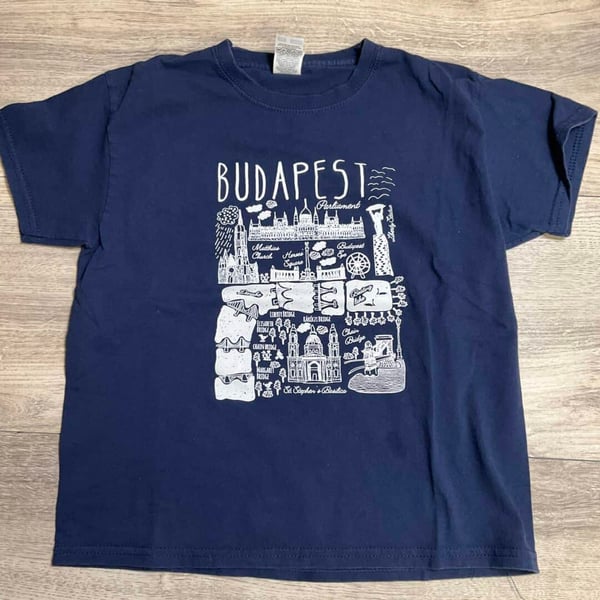 BOYS - Size 5/6 - Shirt