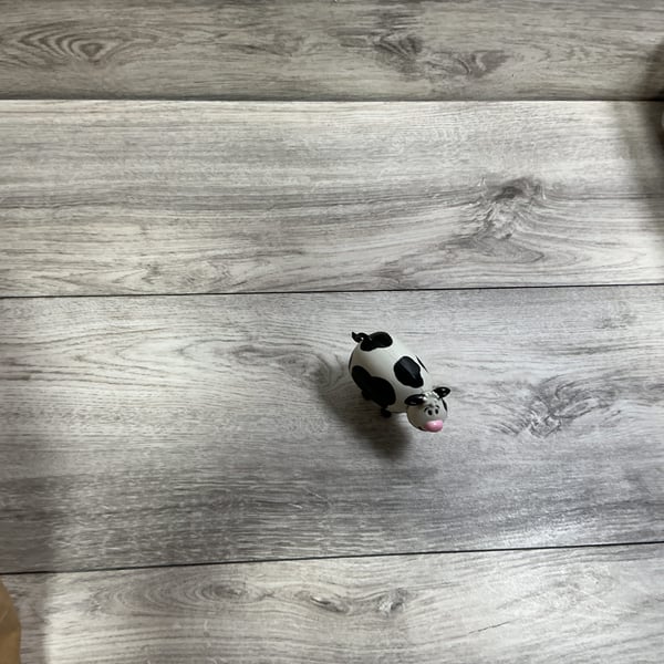 TOY - Cow Figurine