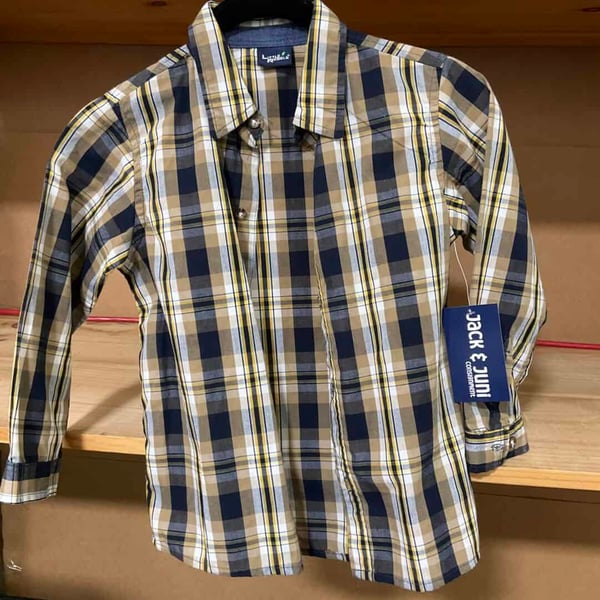 BOYS - Size 7 - Shirt