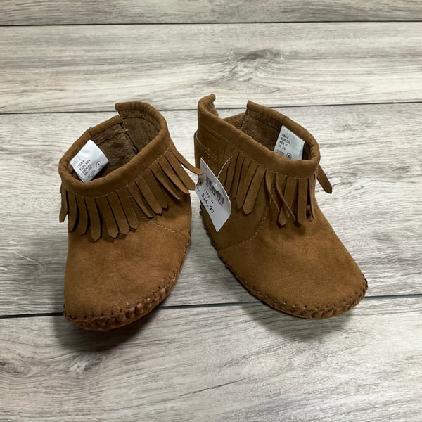 GIRLS - Size 4 - Shoes