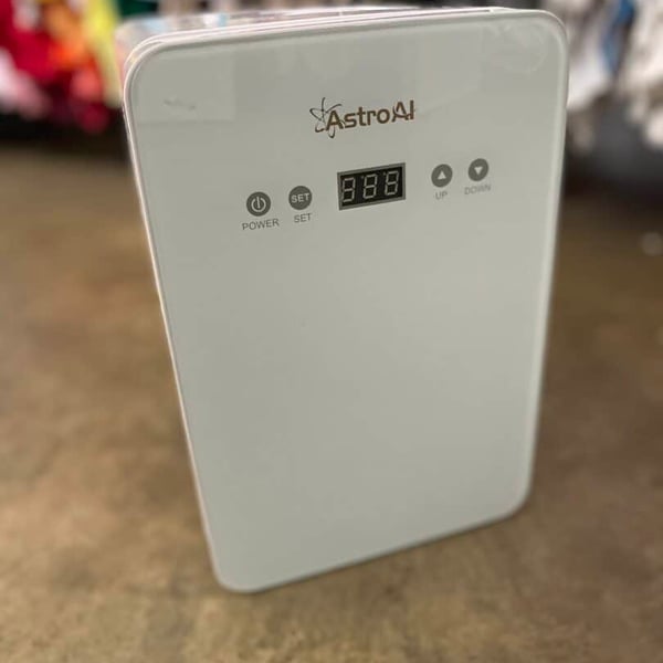 AstroAi Mini Room Fridge for Breastfeeding / Pumping