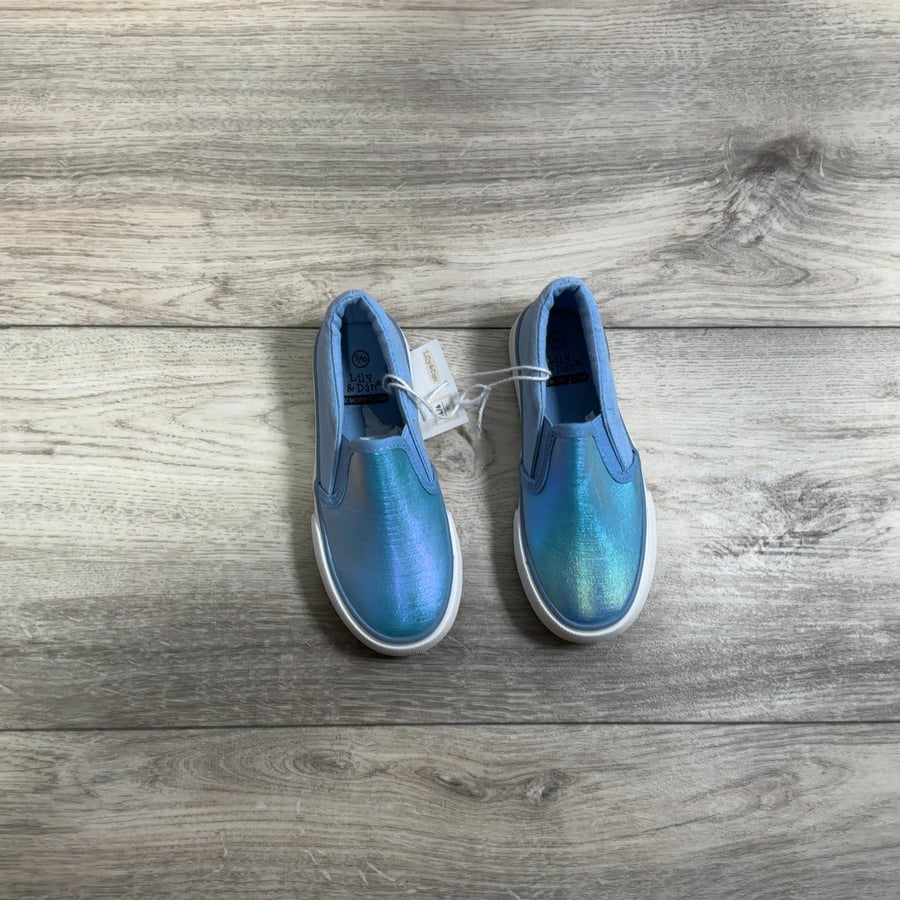 Girls · 9 · Sneakers · NWT