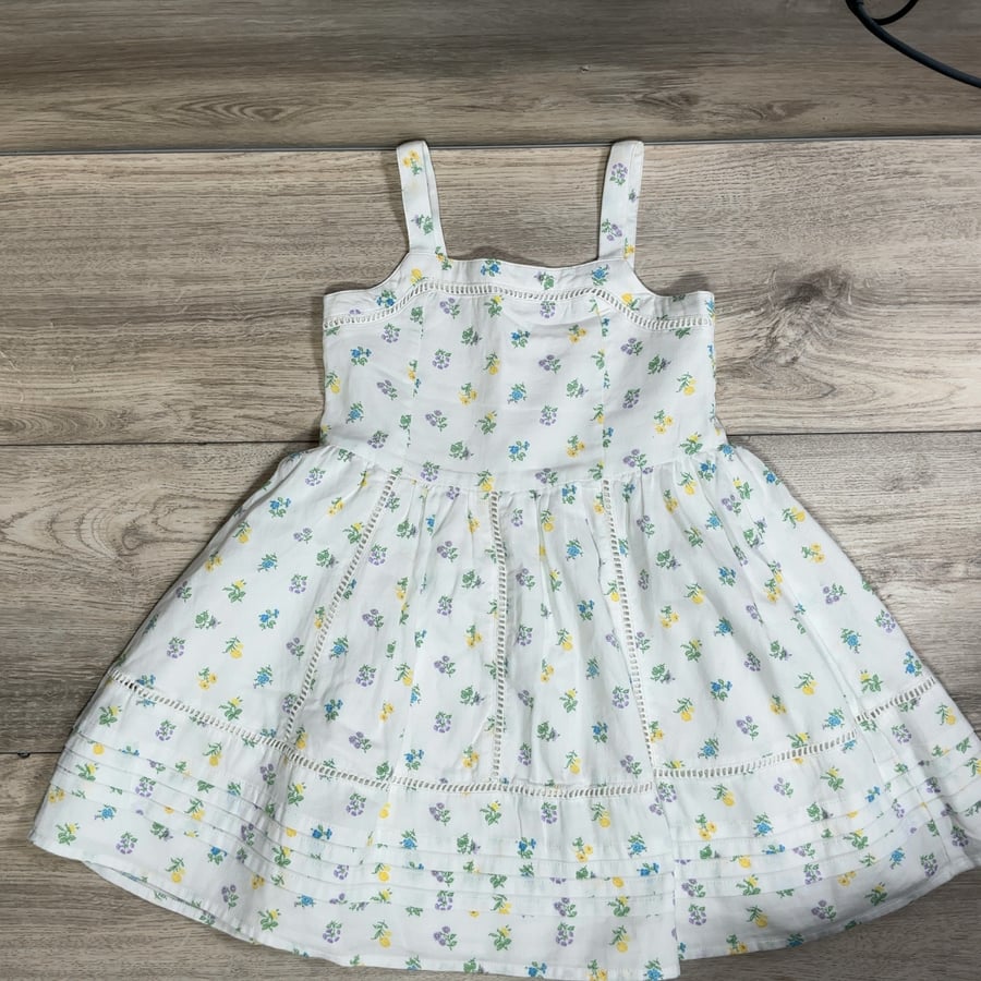 Girls · 5T · Dresses