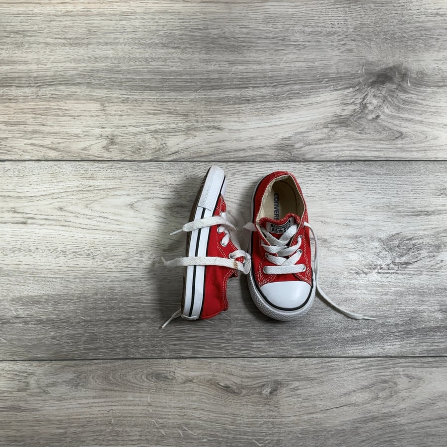 Boys · 7 · Sneakers