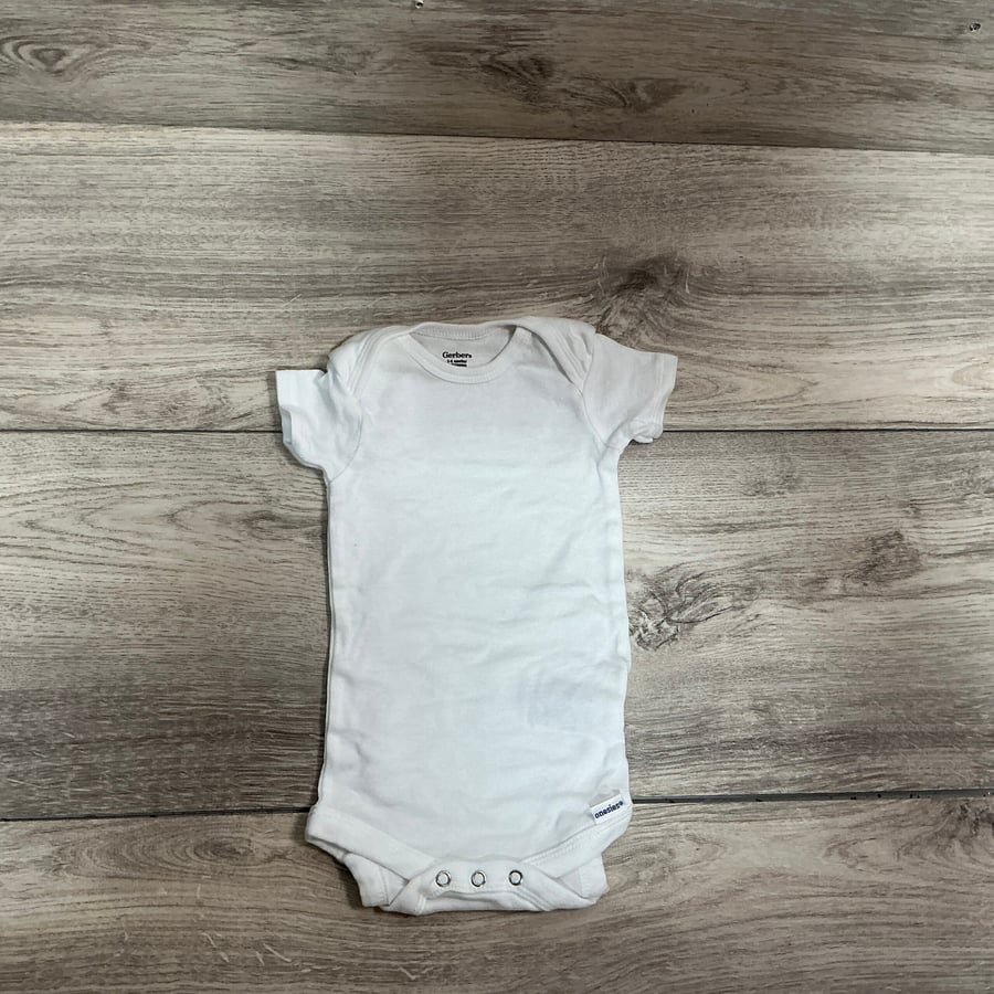 BOYS/GIRLS - 3/6 Month - Onesie