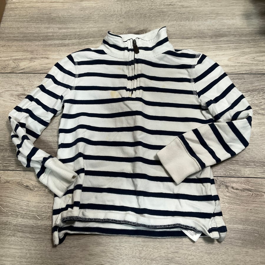 BOYS - 4/5T - Pullover - Play Clothes Condition