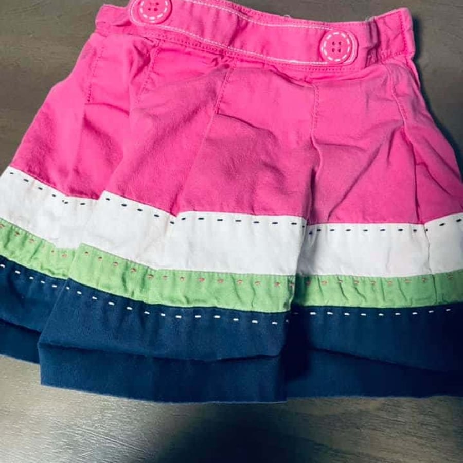 GIRLS - #665 - Size 4 - Skort