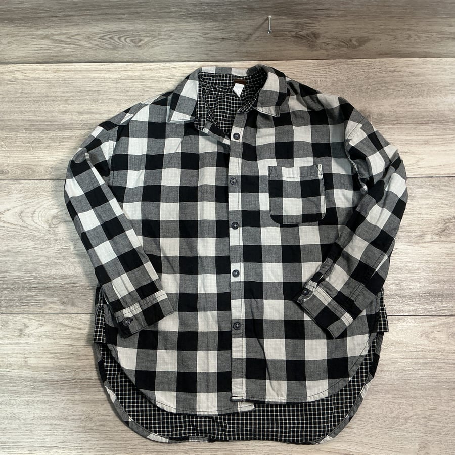 BOYS - Size 10 - Shirt