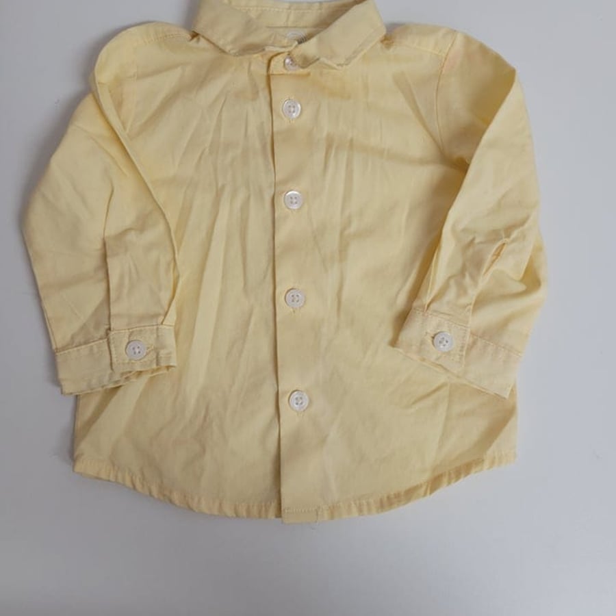 BOYS - #965- 6/9 Months - Shirt - Play Clothes Condition