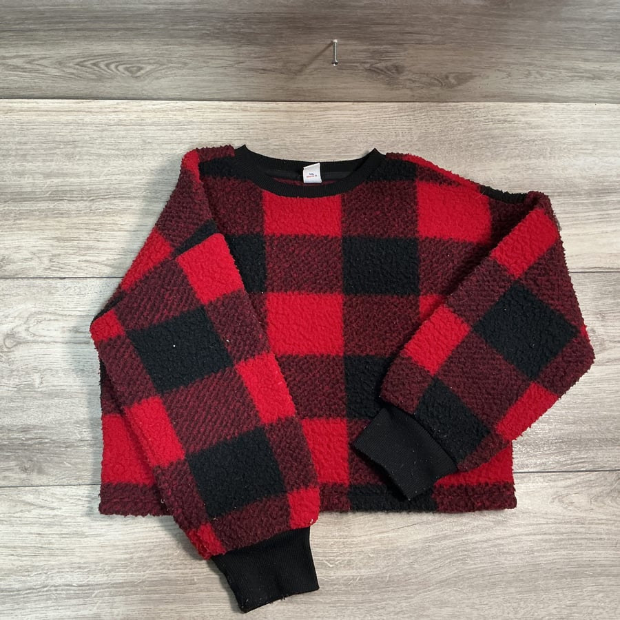 GIRLS - Size 8 - Pullover