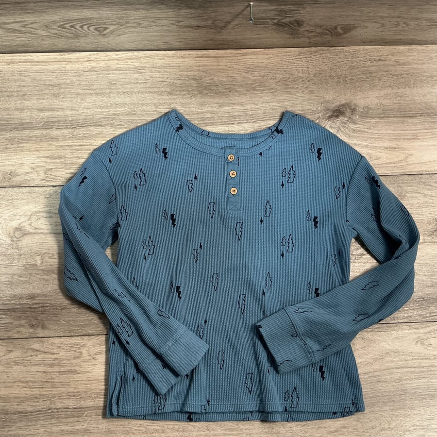 BOYS - Size 8 - Shirt