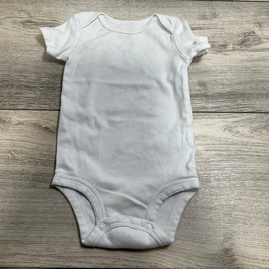 BOYS/GIRLS - 9 Month - Onesie - Play Clothes Condition