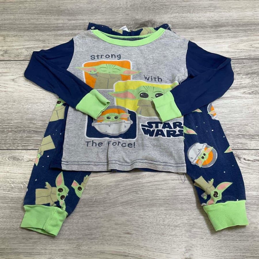 BOYS - Size 4 - PJs