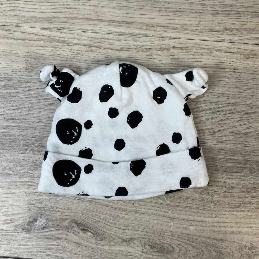 BOYS / GIRLS - 0/6 Months - Cow Hat