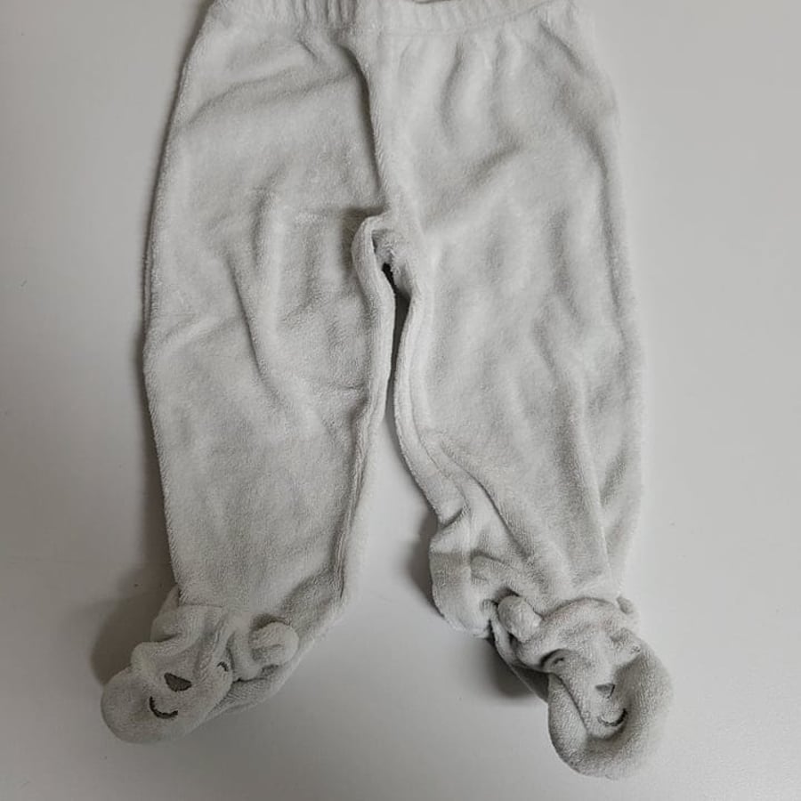 BOYS / GIRLS - #232 - 6 Months - Footed Pants