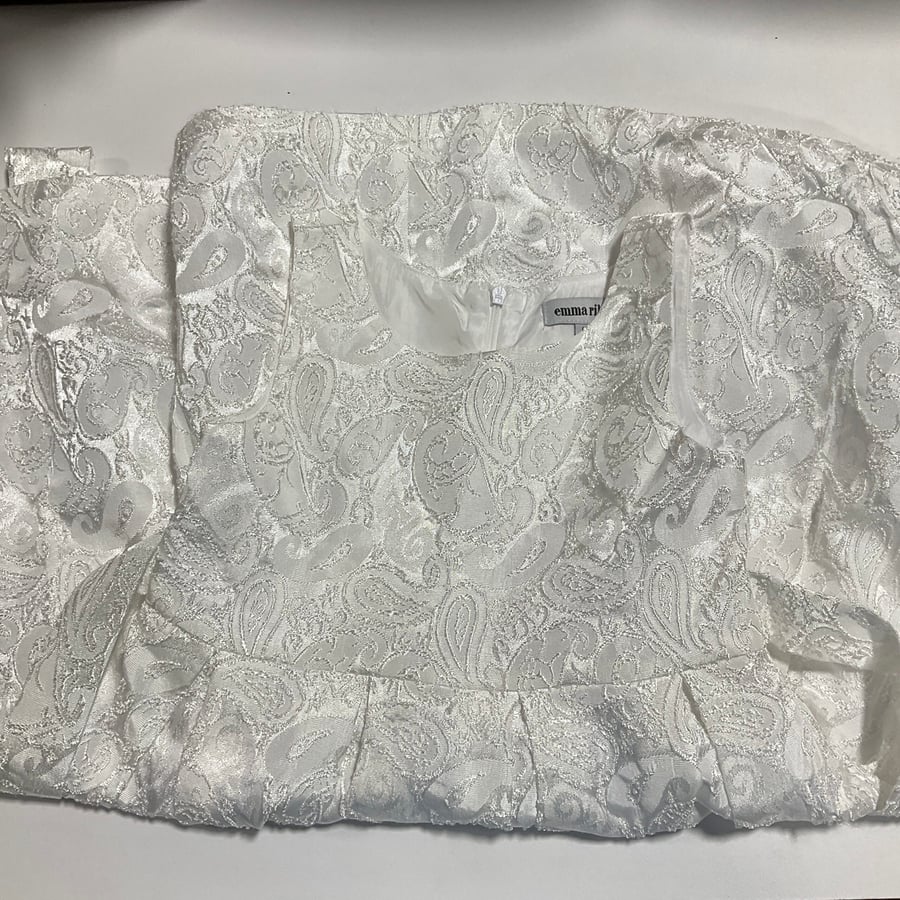 GIRLS - Size 6 - Flower Girl Dress