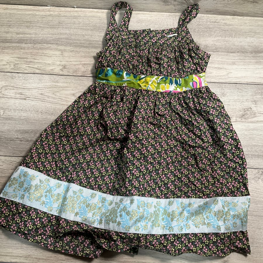 GIRLS - Size 8 - Dress
