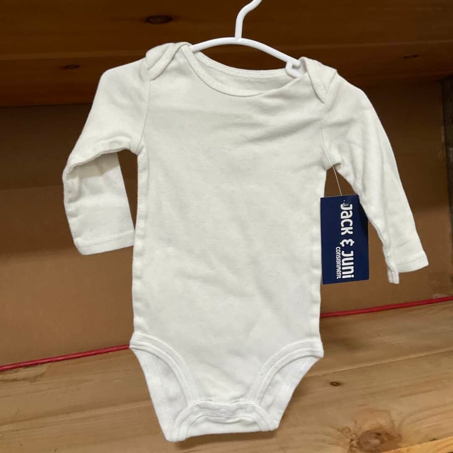 BOYS/GIRLS - 6 Month - Onesie - Play Clothes Condition