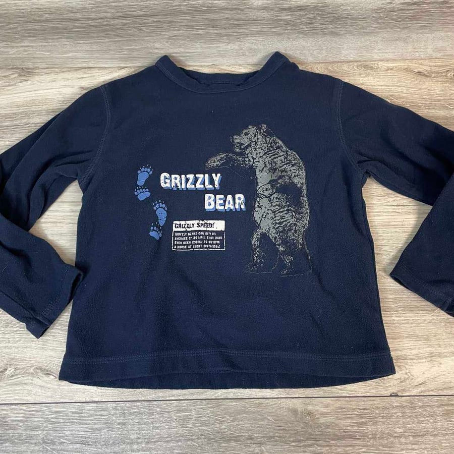 BOYS - Size 5/6 - Fuzzy Pullover