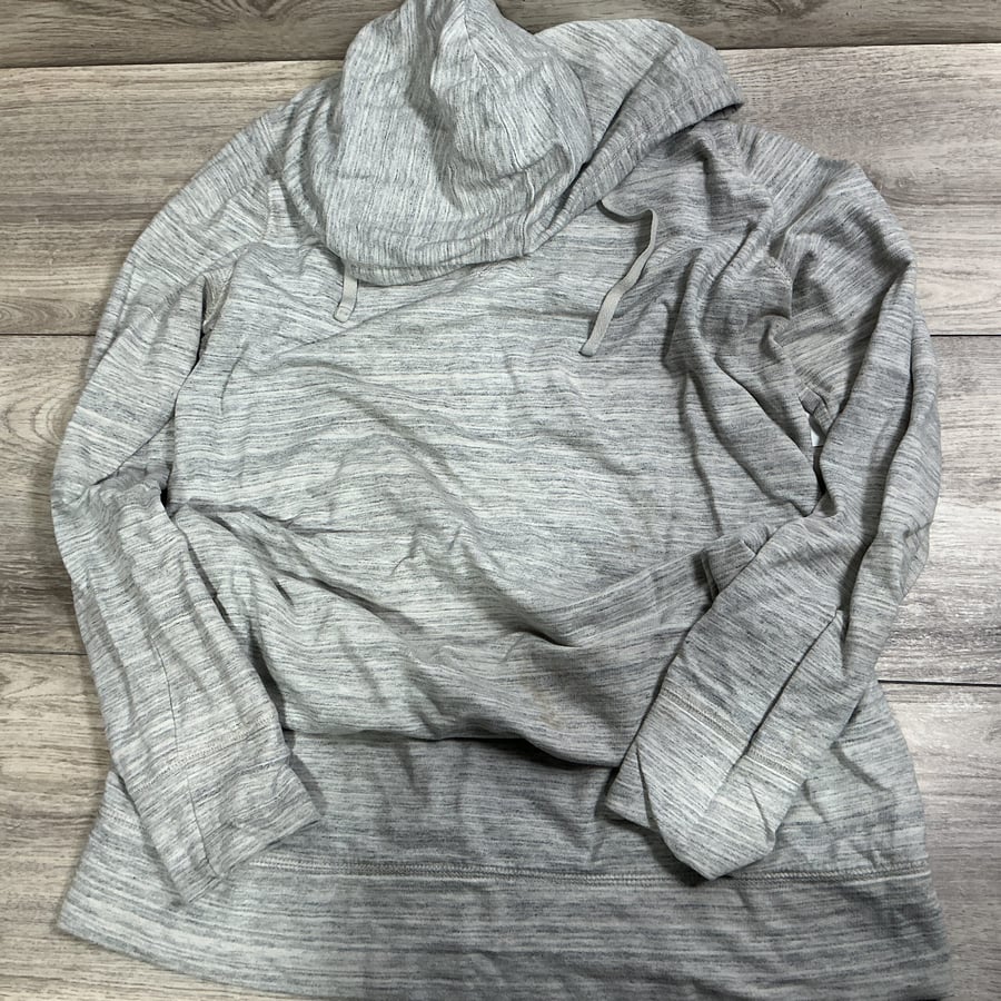 MATERNITY - Medium - Pullover - Play Clothes