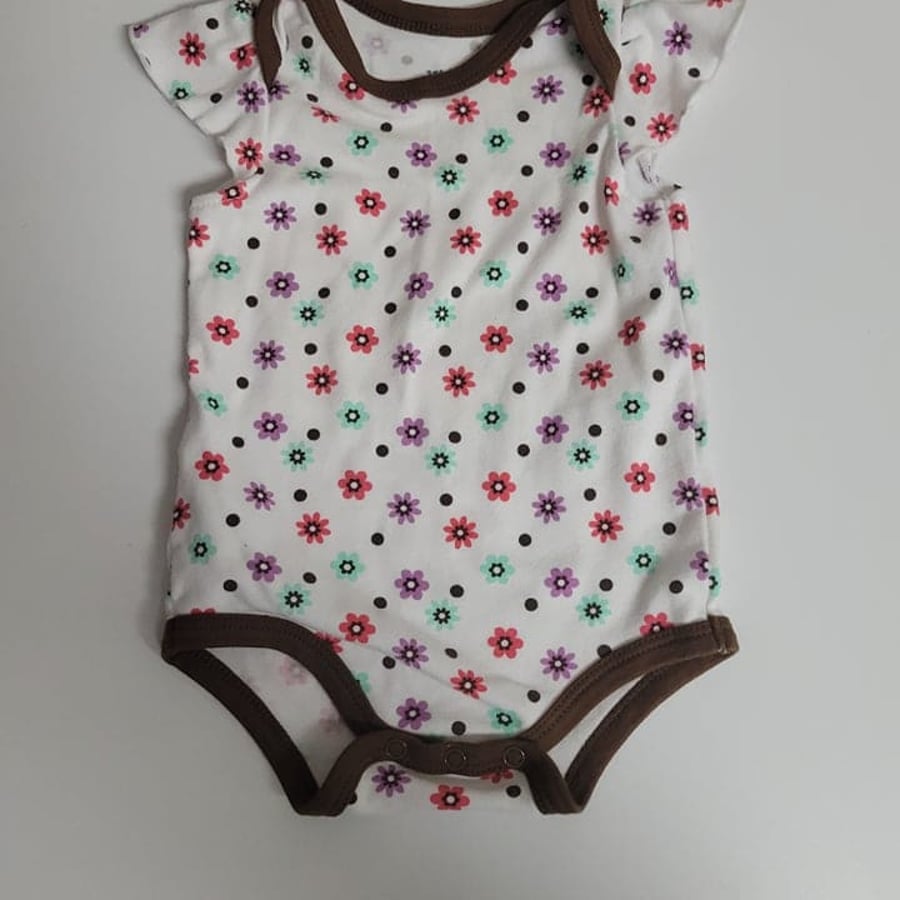 GIRLS - #1021 - 3/6 Months - Onesie